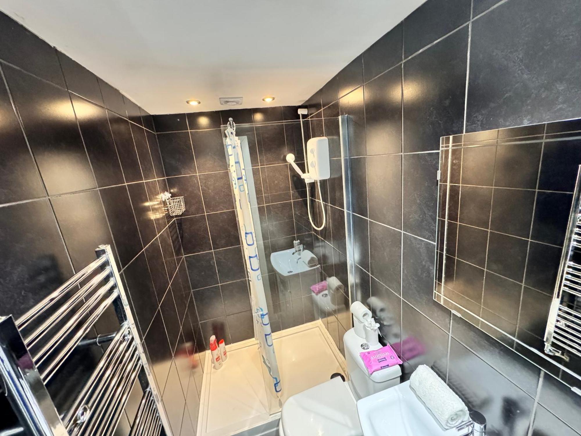 1 Casa Compartilhada No L6 * Liverpool